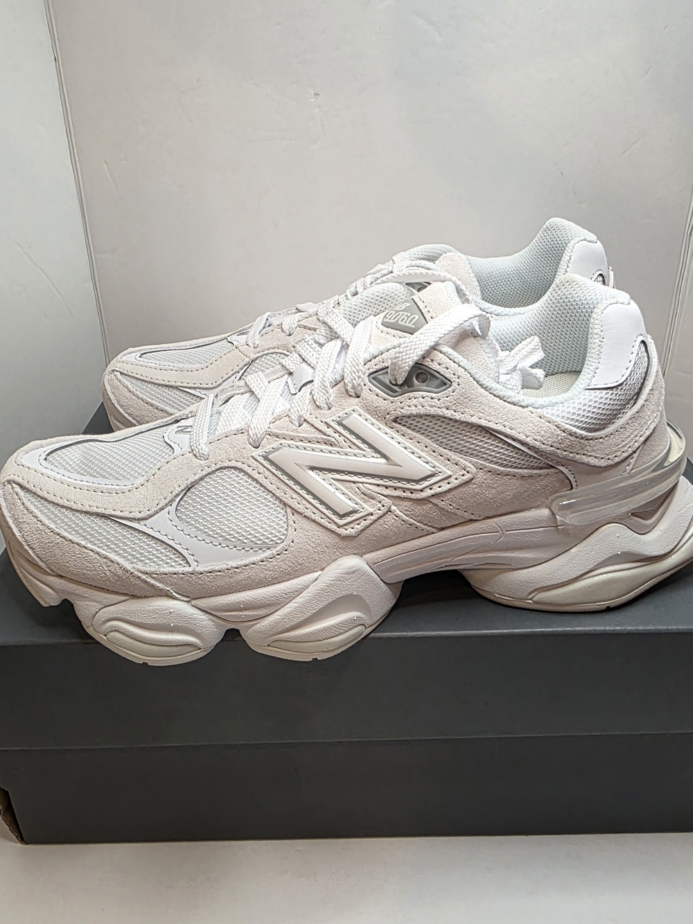 New Balance 9060 Reflection White Mens 7.5 Womans 9 - Picture 2 of 8